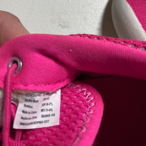 Athletic Works Pink shoes - Picture 3 of 7